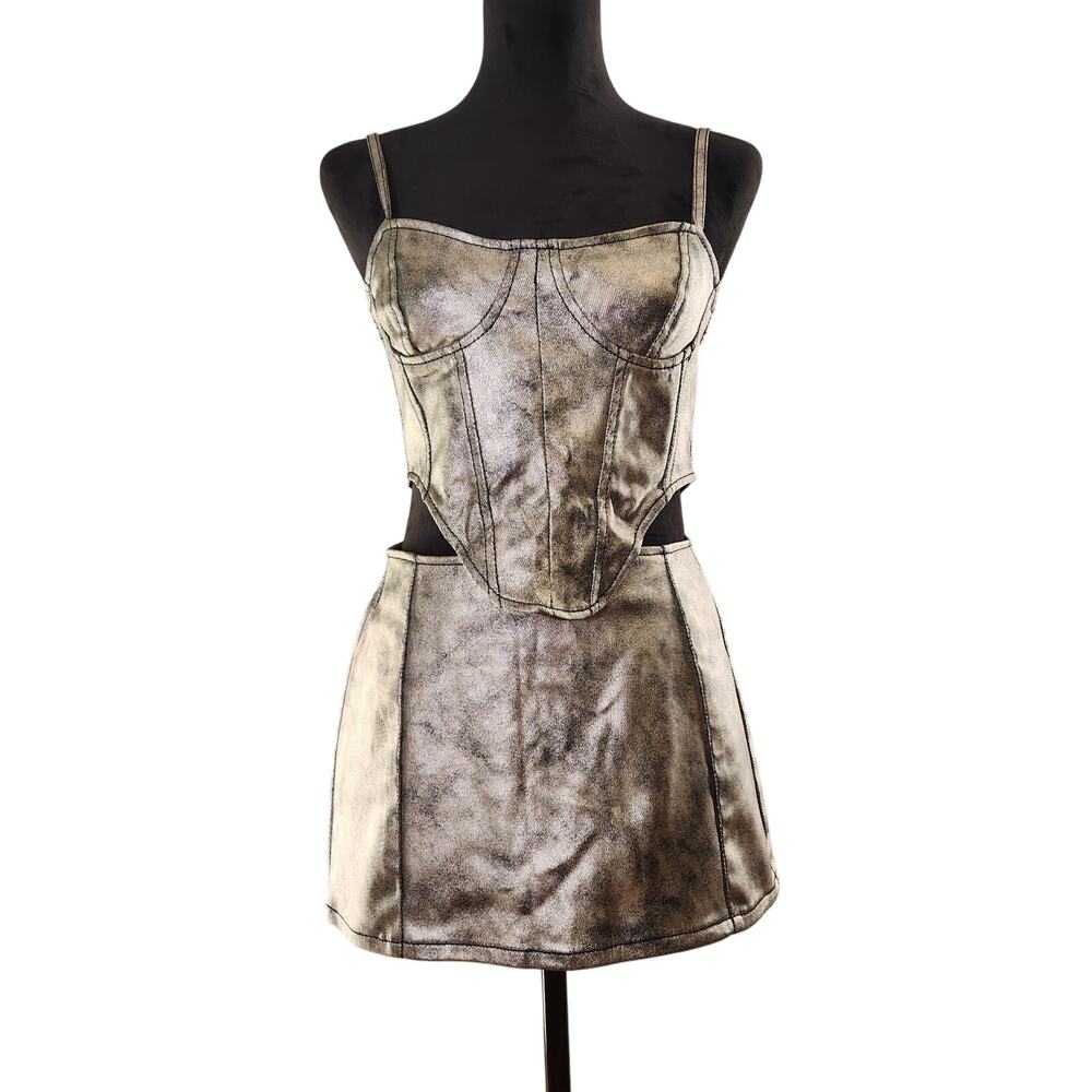PRETTYLITTLETHING NWT Silver Micro Mini Denim Coated Corset & Skirt, Size 4